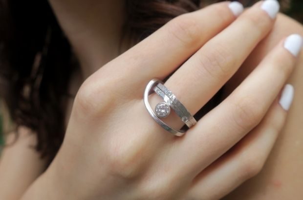 anneau mobius or blanc diamant joaillier