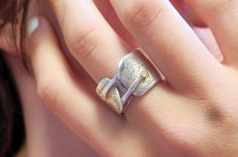 bague tectoniques large diamant