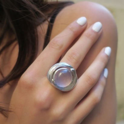 Bague "Lune" argent et quartz rose Bague "Lune" argent et quartz rose
