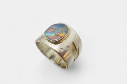 Bague en argent et or, opale, diamant Bague en argent et or, opale, diamant